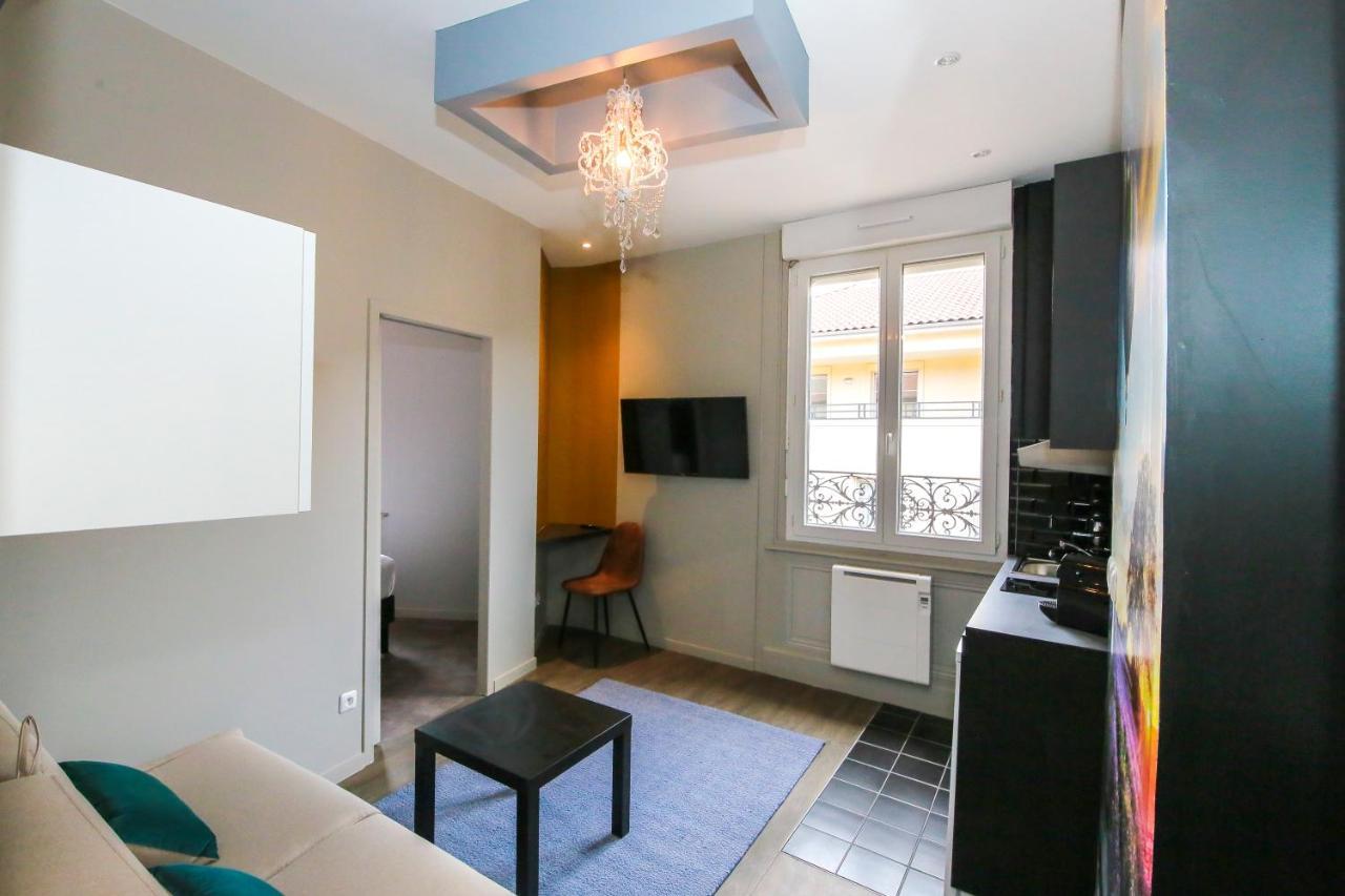 Le Vintage, T2 Hypercentre Chic Et Cosy, Wifi Par Sovalfi Apartment Saint-Etienne  Luaran gambar